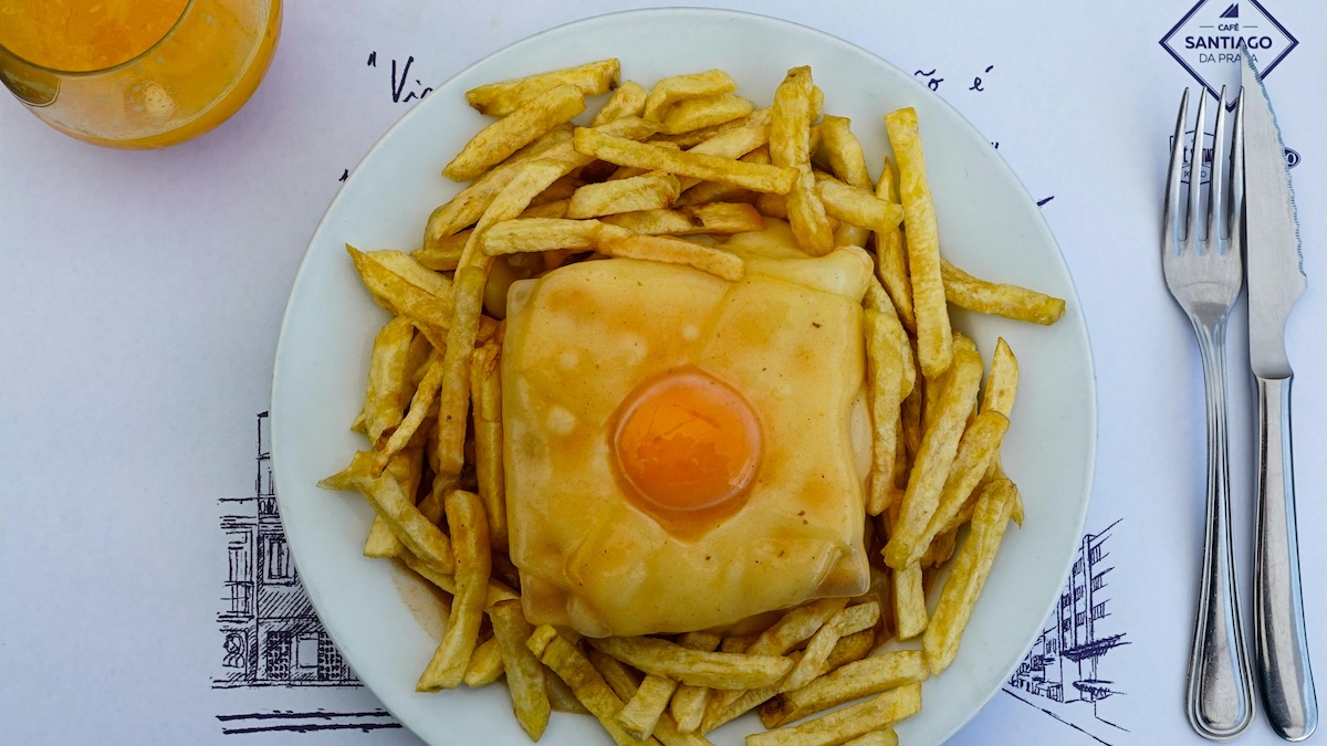 Francesinha Tarifi (Portekiz Usulü Efsane Sandviç)